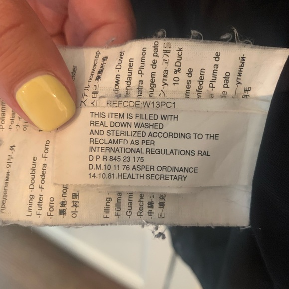 Pyrenex Down Jacket: Men's Small or Women's Medium - Picture 6 of 6